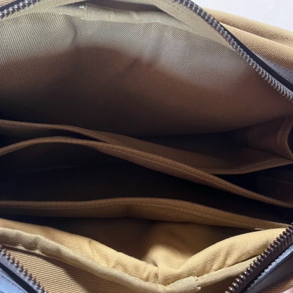 Filson Computer Bag - Picture 10 of 16